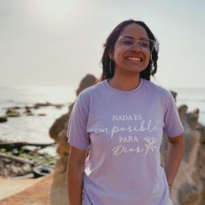 Camiseta Nada es imposible para Dios