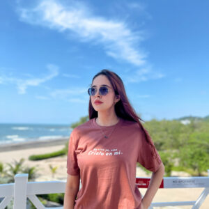 Camiseta Ya no vivo yo sino cristo vive en mí